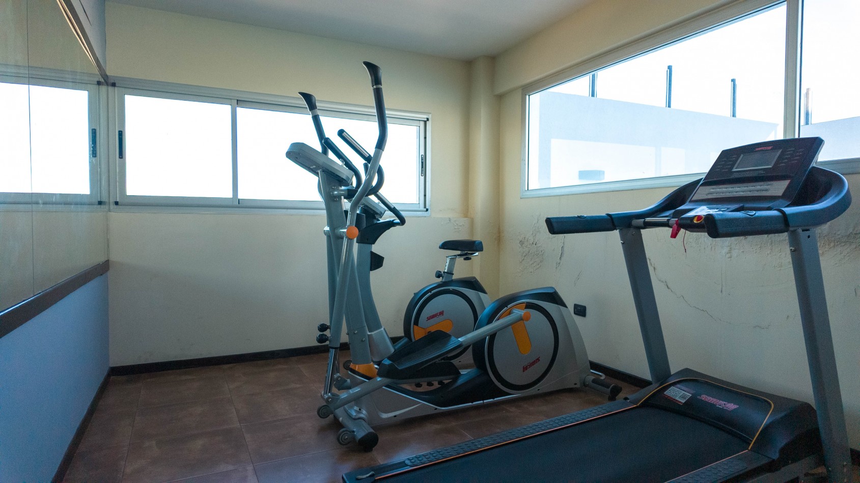 VENTA 3 ambientes con cochera y amenities - Piso MEDIO - Remedios de Escalada
