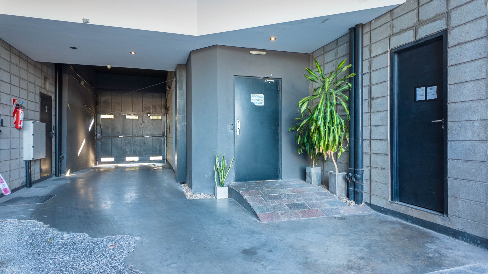 VENTA 3 ambientes con cochera y amenities - Piso MEDIO - Remedios de Escalada