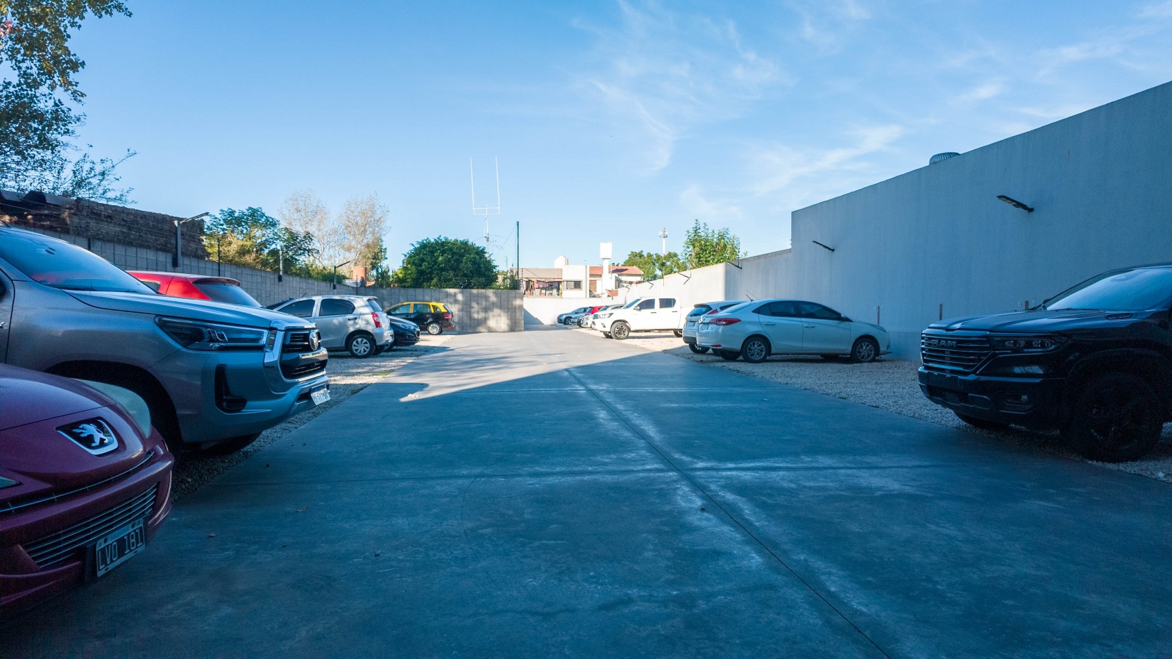 VENTA 3 ambientes con cochera y amenities - Piso MEDIO - Remedios de Escalada