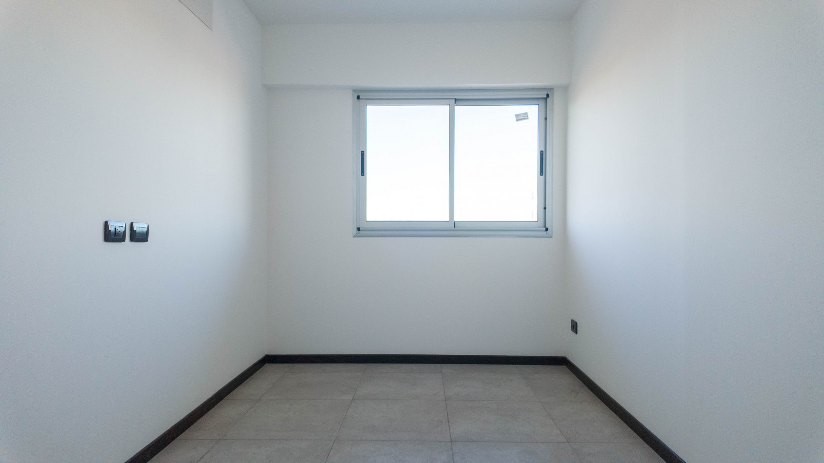 VENTA 3 ambientes con cochera y amenities - Piso MEDIO - Remedios de Escalada