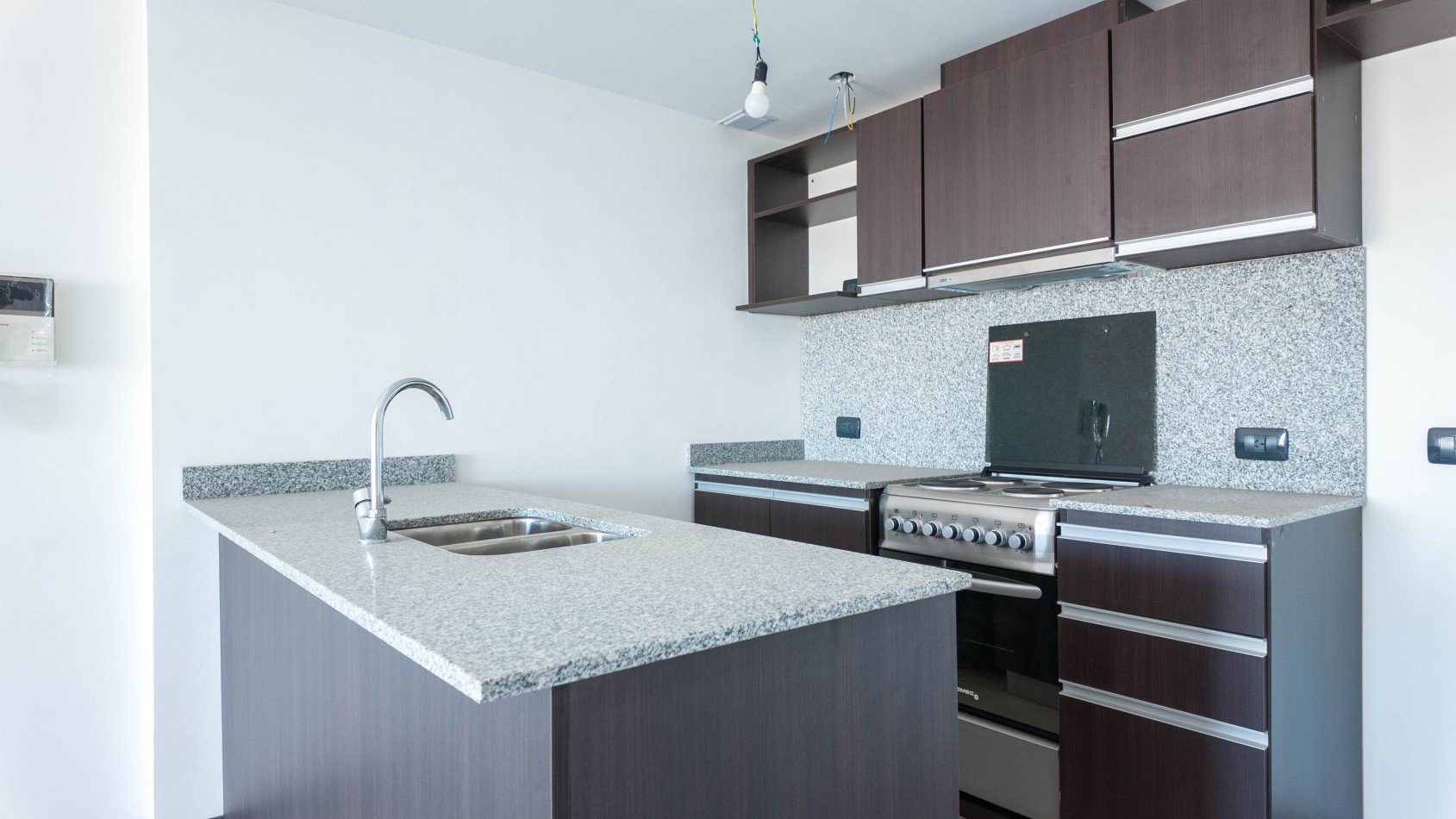 VENTA 3 ambientes con cochera y amenities - Piso MEDIO - Remedios de Escalada