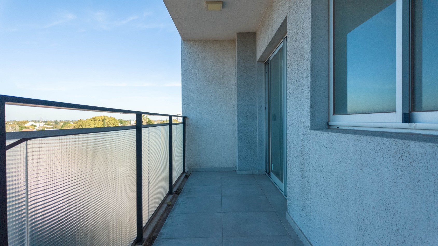 VENTA 3 ambientes con cochera y amenities - Piso MEDIO - Remedios de Escalada