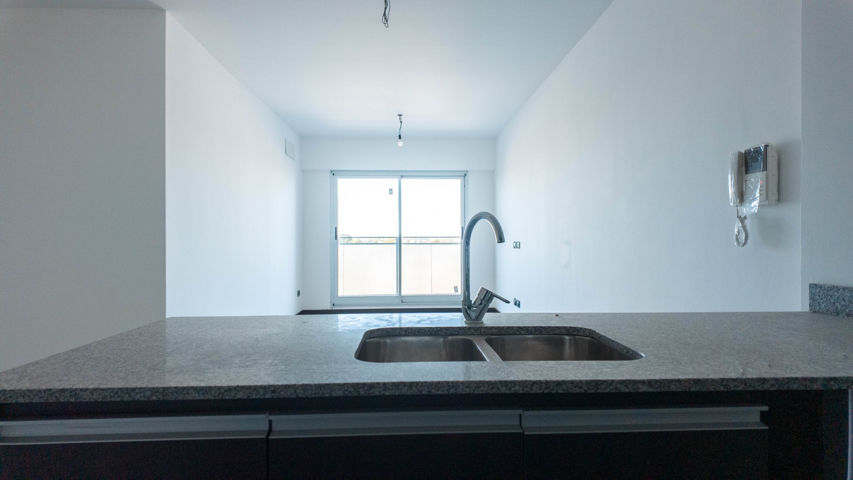 VENTA 3 ambientes con cochera y amenities - Piso MEDIO - Remedios de Escalada
