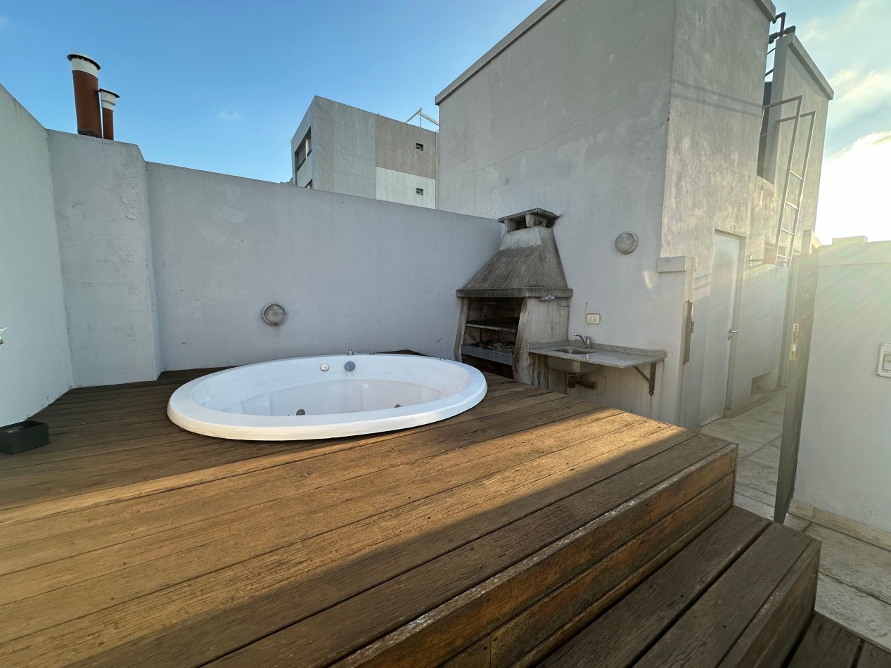 PORTELA 290 5tO PISO ALQUILER DEPTO 2 AMBIENTES CON TERRAZA PARRILLA YACUZZI TIPO LOFT LOMAS CENTRO