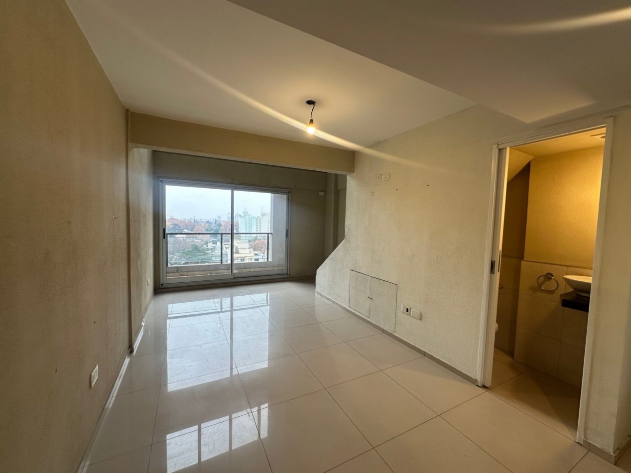 DEPARTAMENTO TIPO LOFT EN  ALQUILER DE 2 AMBIENTES CON TERRAZA PARRILLA YACUZZI  LOMAS CENTRO
