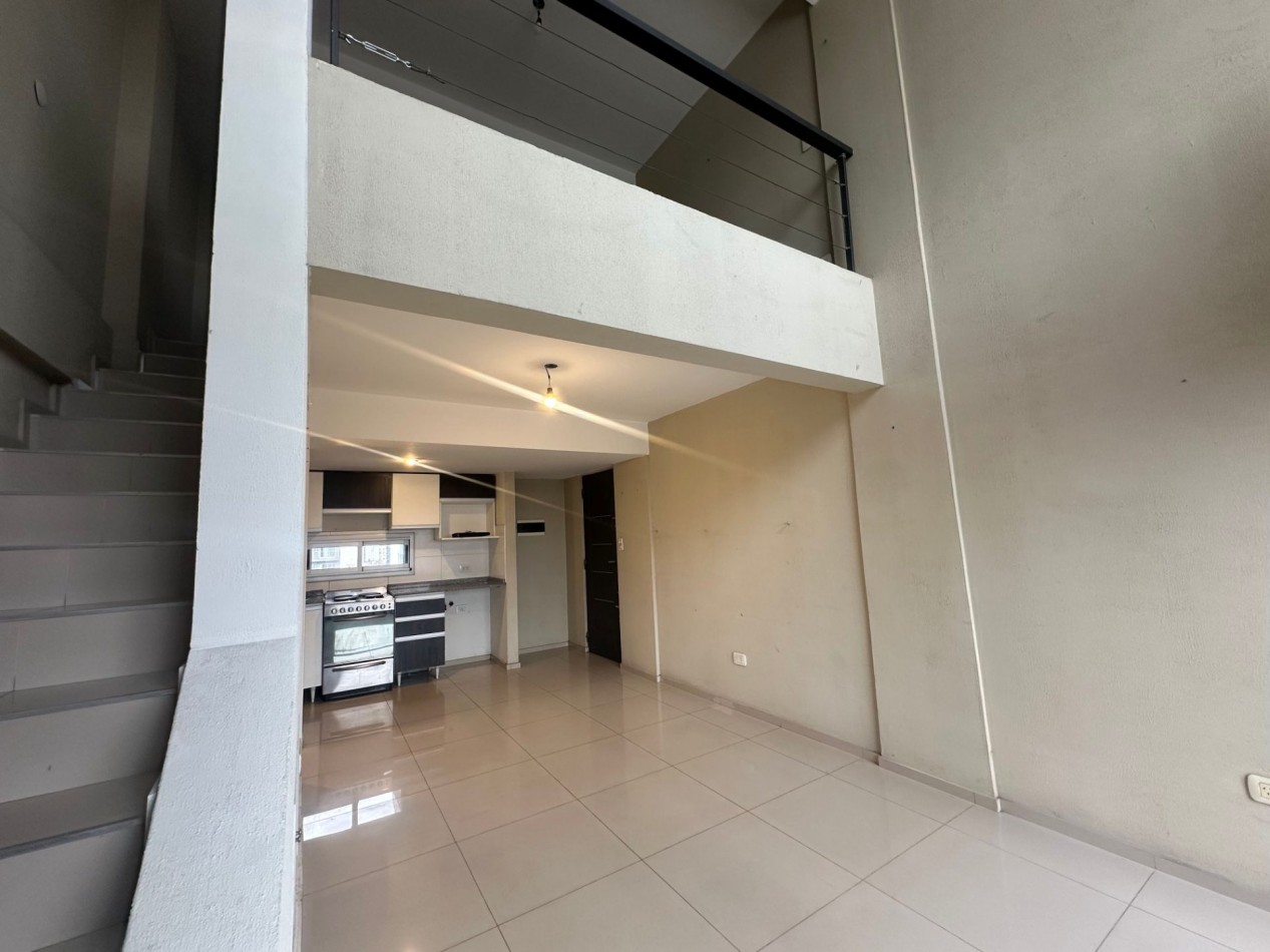 DEPARTAMENTO TIPO LOFT EN  ALQUILER DE 2 AMBIENTES CON TERRAZA PARRILLA YACUZZI  LOMAS CENTRO