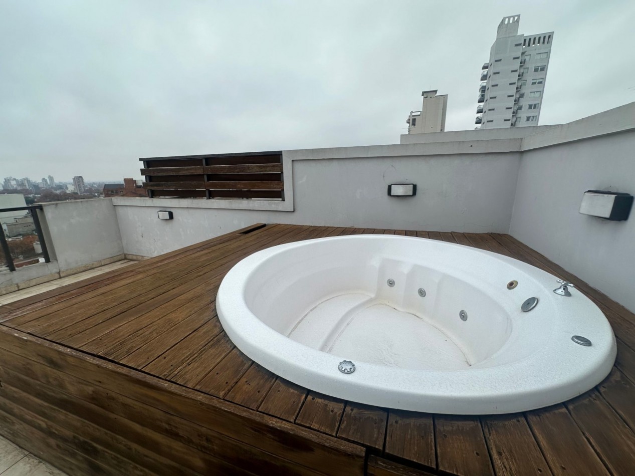 DEPARTAMENTO TIPO LOFT EN  ALQUILER DE 2 AMBIENTES CON TERRAZA PARRILLA YACUZZI  LOMAS CENTRO
