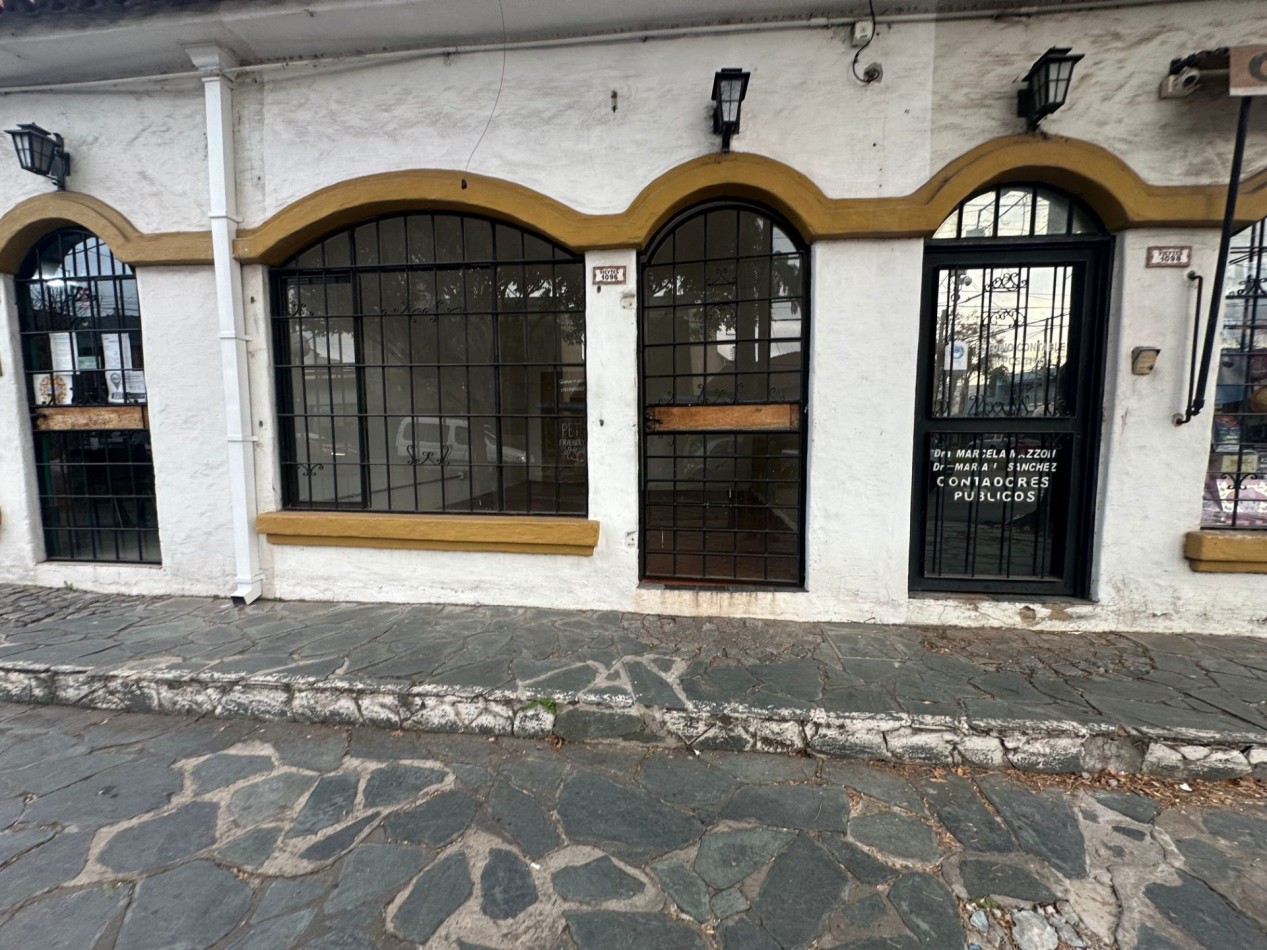 LOCAL COMERCIAL EN ZONA ESTRATEGICA DE BANFIELD