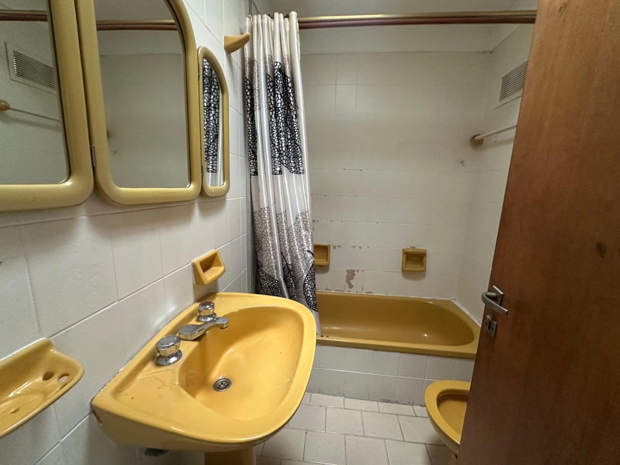 VENTA DE GRAN DUPLEX 4 AMBIENTES Saenz y Alvear Lomas de zamora