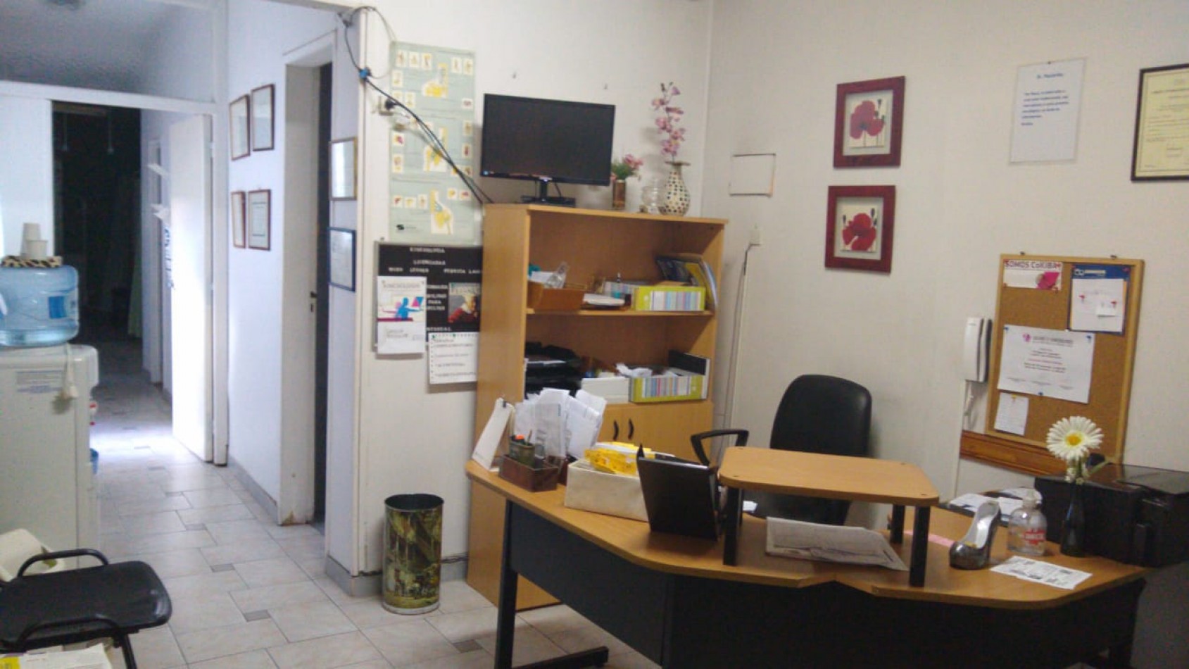Alquiler amplio Inmueble apto profesional en planta baja Paso al 500 Lomas 