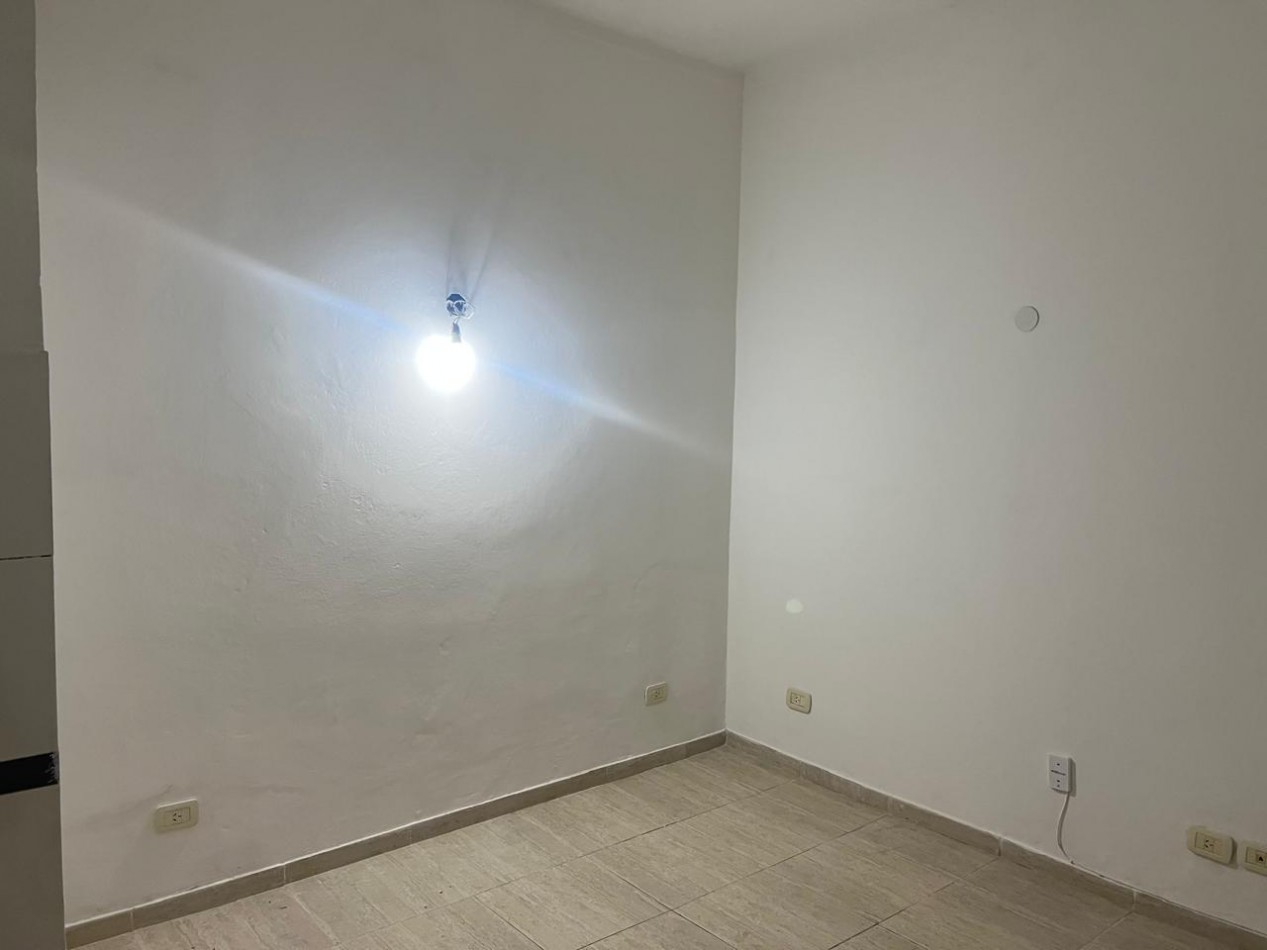 PH EN ALQUILER | 1 DORMITORIO | PLANTA BAJA | ADROGUE