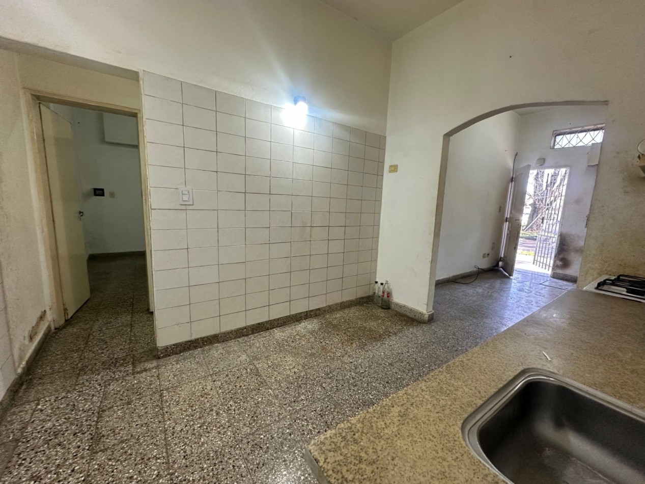 DEPARTAMENTO PB FRENTE DE 3 AMBIENTES LOMAS DE ZAMORA