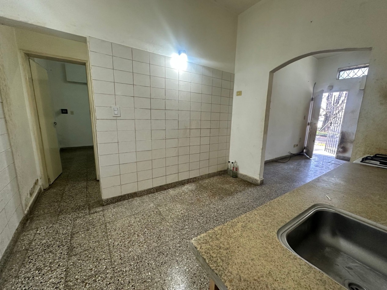 DEPARTAMENTO PB FRENTE DE 3 AMBIENTES LOMAS DE ZAMORA