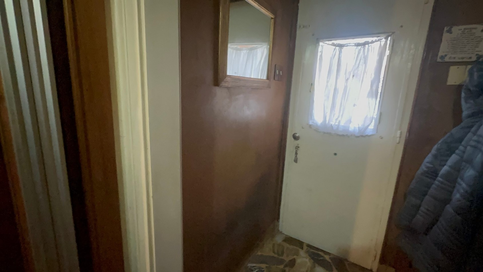 CASA A RECICLAR O A DEMOLER - LOTE DE 541 M² EN ZONA RESIDENCIAL DE BANFIELD