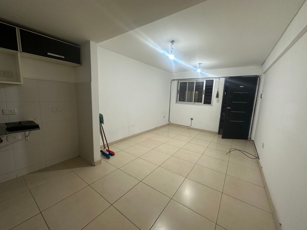 departemento de 2 ambientes rivera al 600 lomas de zamora