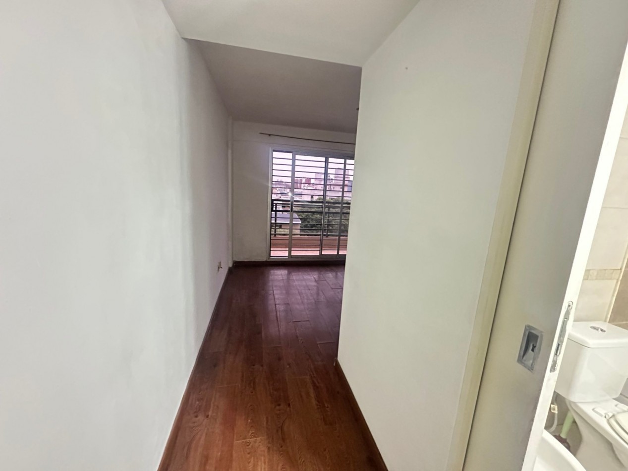 departemento de 2 ambientes rivera al 600 lomas de zamora