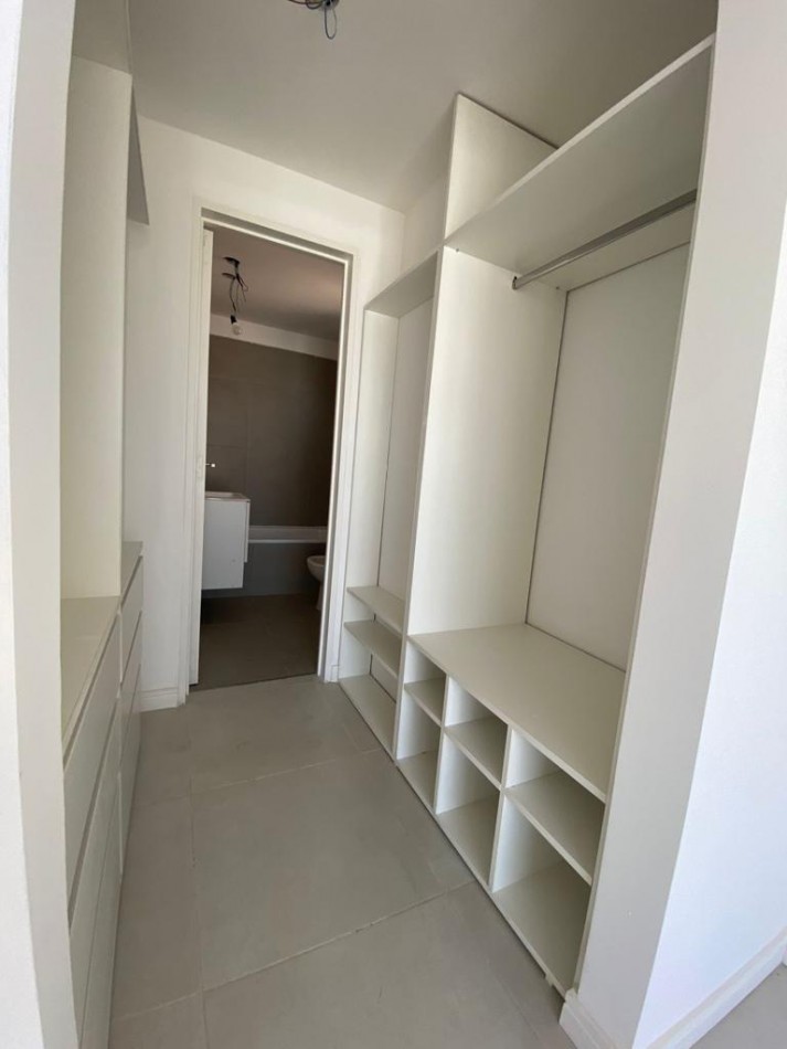 HERMOSO DEPTO 3 AMBIENTES C/COCHERA LORIA 576 PISO 19 LOMITAS