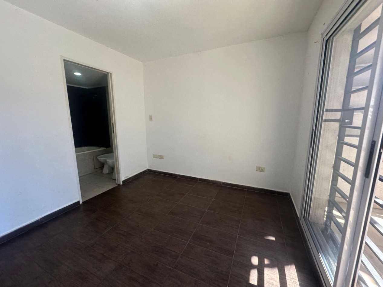 ALQUILER DEPARTAMENTO 2 AMB PB CON COCHERA Y TERRAZA PROPIA