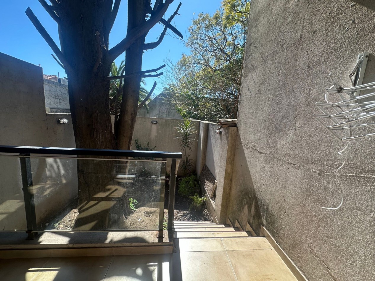 ALQUILER DEPARTAMENTO 2 AMB PB CON COCHERA Y TERRAZA PROPIA