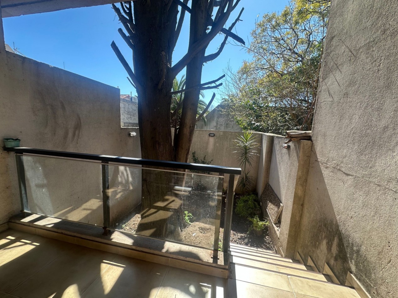 ALQUILER DEPARTAMENTO 2 AMB PB CON COCHERA Y TERRAZA PROPIA