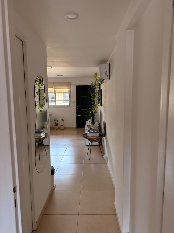 Departamento 2 Ambientes al Frente con Cochera - Baño en Suite y Toilette - Rivera 648, Piso 3