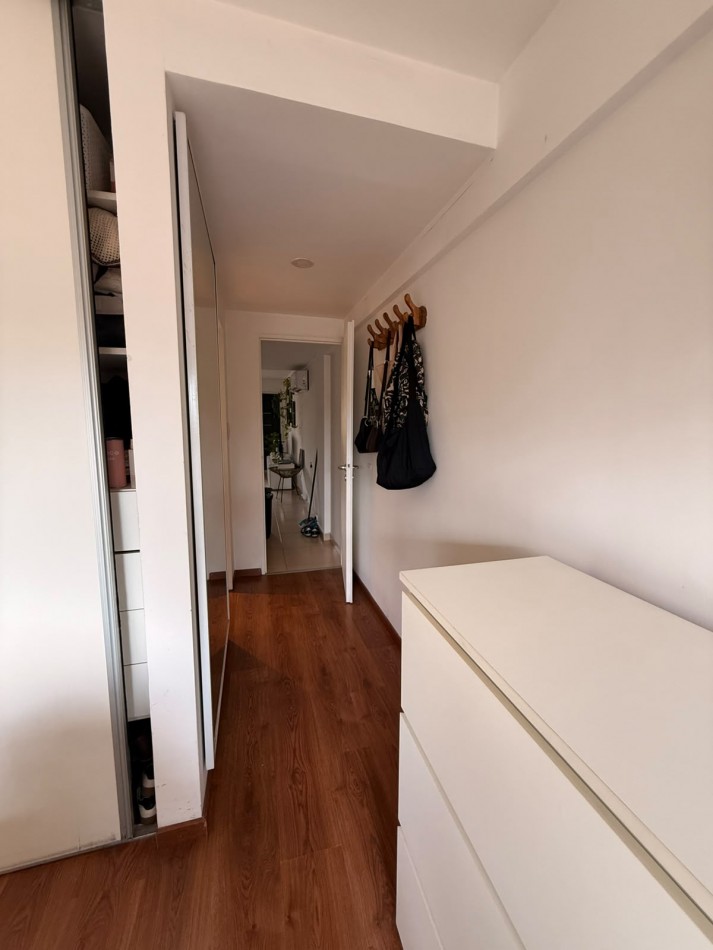 Departamento 2 Ambientes al Frente con Cochera - Baño en Suite y Toilette - Rivera 648, Piso 3