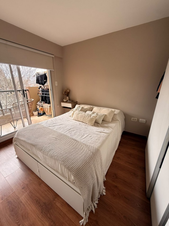 Departamento 2 Ambientes al Frente con Cochera - Baño en Suite y Toilette - Rivera 648, Piso 3
