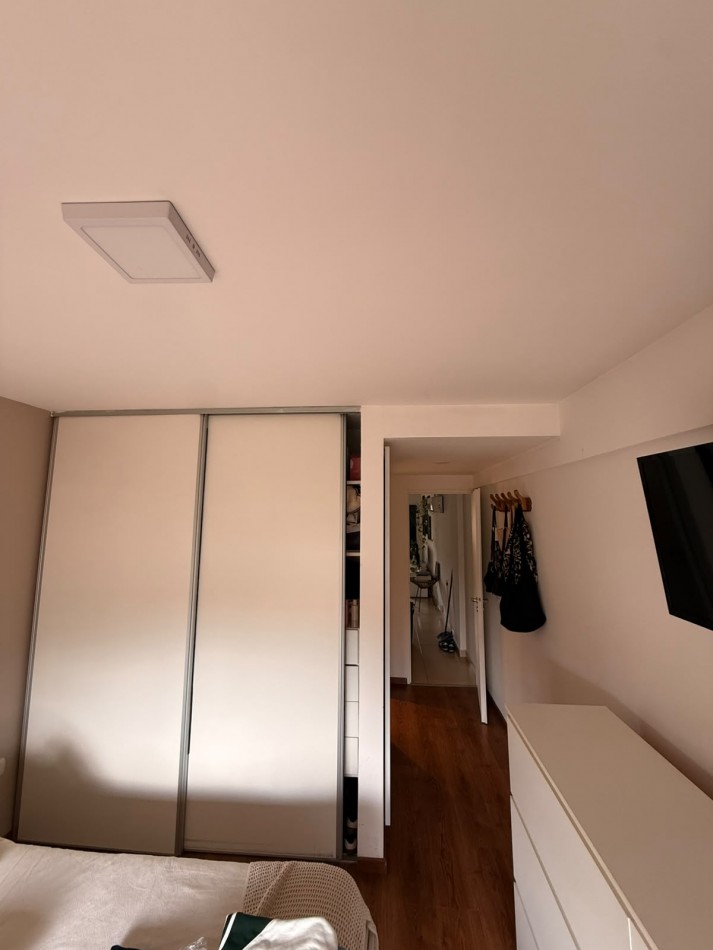 Departamento 2 Ambientes al Frente con Cochera - Baño en Suite y Toilette - Rivera 648, Piso 3