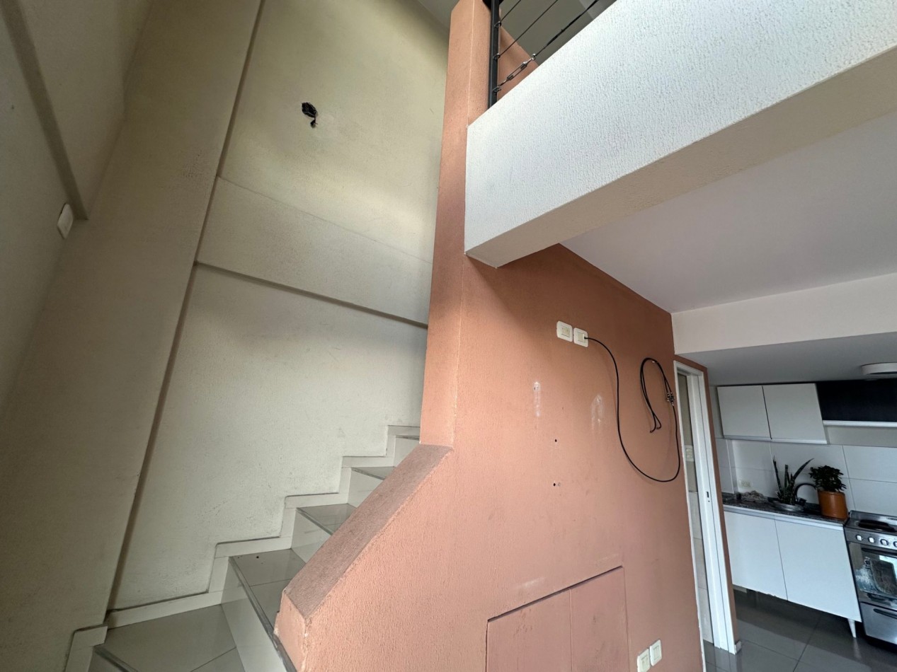 VENTA DEPTO 2 AMBIENTES TIPO LOFT LOMAS CENTRO
