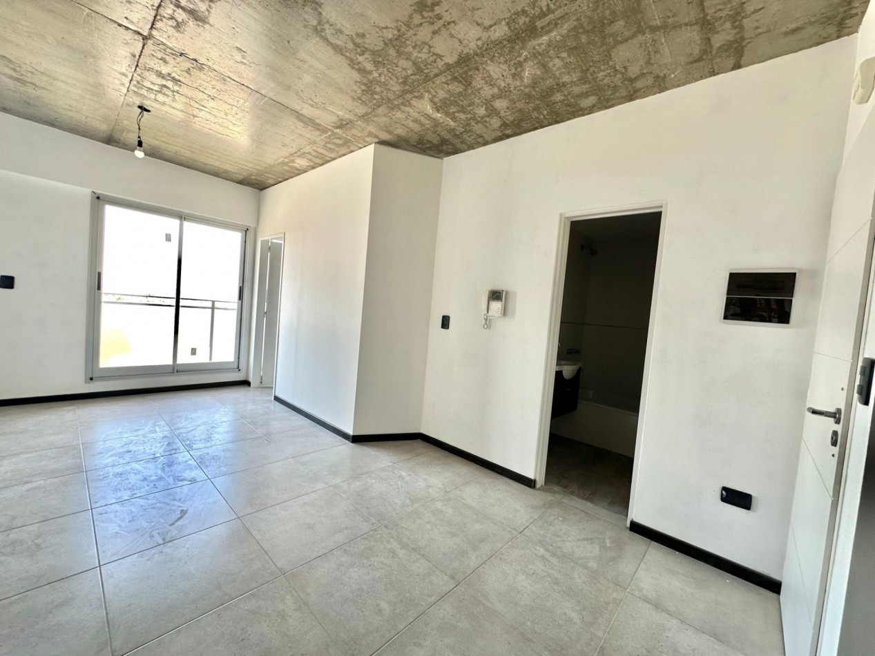 ALQUILER | MODERNO DEPARTAMENTO DE 2 AMBIENTES PISO 11 CON BALCON Y AMENITIES - REMEDIOS DE ESCALADA