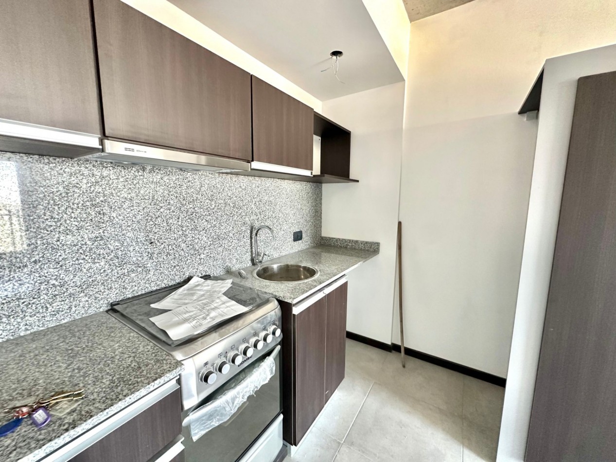ALQUILER | MODERNO DEPARTAMENTO DE 2 AMBIENTES PISO 11 CON BALCON Y AMENITIES - REMEDIOS DE ESCALADA