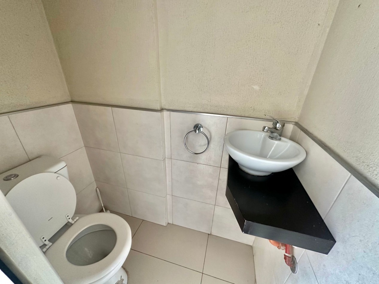 PORTELA 290 1er PISO DTO ALQUILER DEPTO 2 AMBIENTES TIPO LOFT LOMAS CENTRO