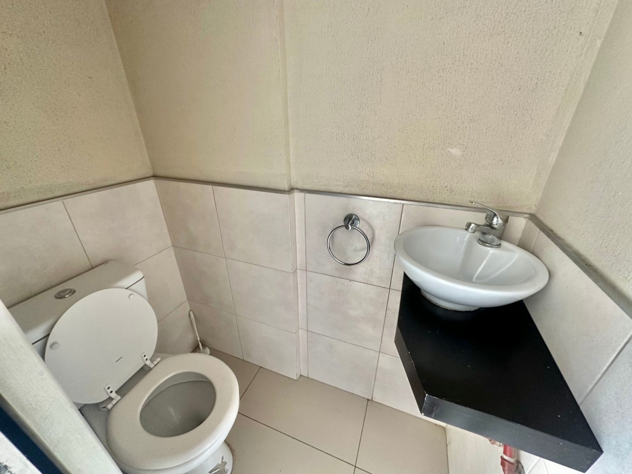 PORTELA 290 1er PISO DTO ALQUILER DEPTO 2 AMBIENTES TIPO LOFT LOMAS CENTRO