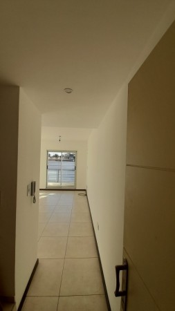 2 ambientes en dos plantas/ Con terraza,Balcon y cochera