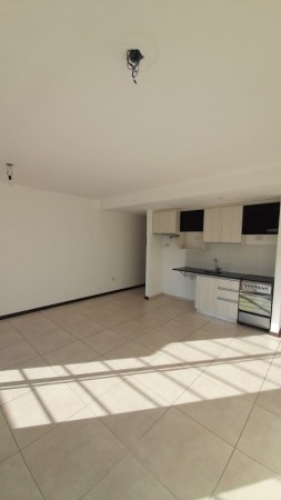 2 ambientes en dos plantas/ Con terraza,Balcon y cochera