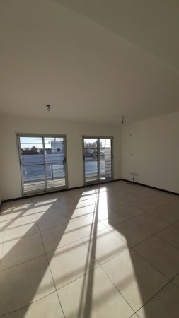 2 ambientes en dos plantas/ Con terraza,Balcon y cochera