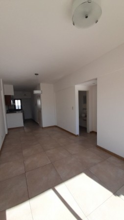 Departamento 2 amb con cochera EXCELENTE estado