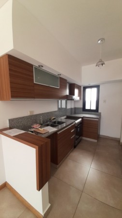 Departamento 2 amb con cochera EXCELENTE estado
