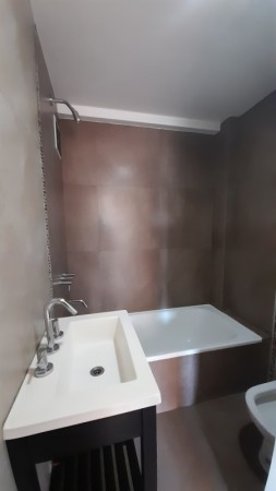 Departamento 2 amb con cochera EXCELENTE estado