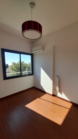 Departamento 2 amb con cochera EXCELENTE estado