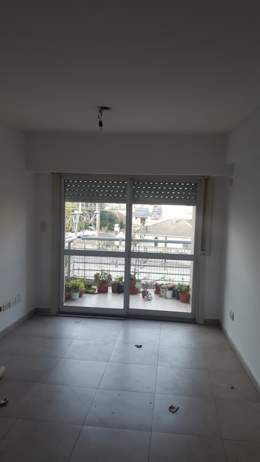 ALQUILER alem 1739 DE DOS AMBIENTES 3er piso