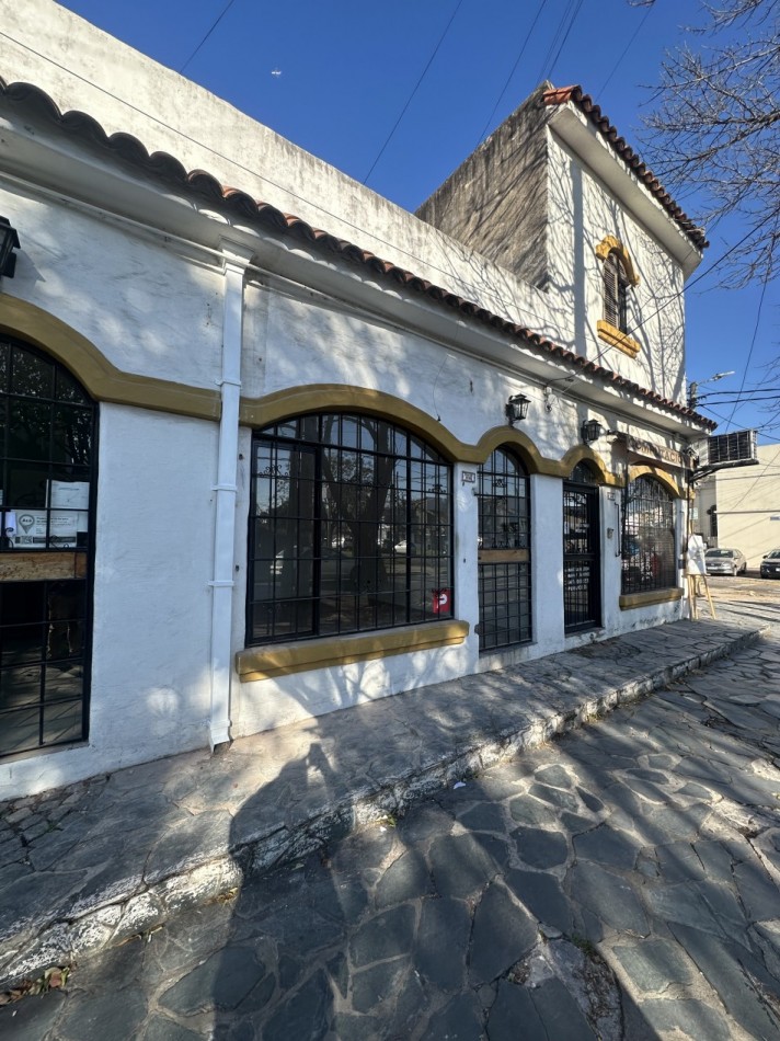 LOCAL COMERCIAL EN ZONA ESTRATEGICA DE BANFIELD