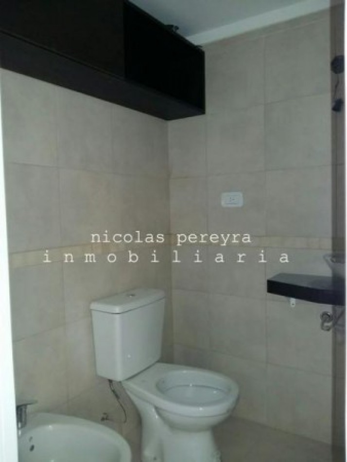 Hermoso dpto 2 ambientes con Cochera