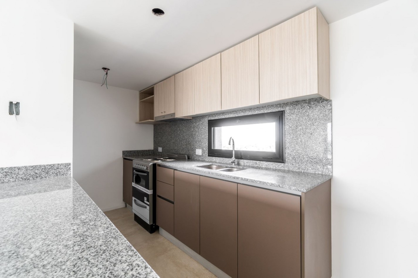 OPORTUNIDAD REBAJADO ULTIMO PRECIO Amplio departamento 2 ambientes PREMIUM/ con dos baños/a estrenar.