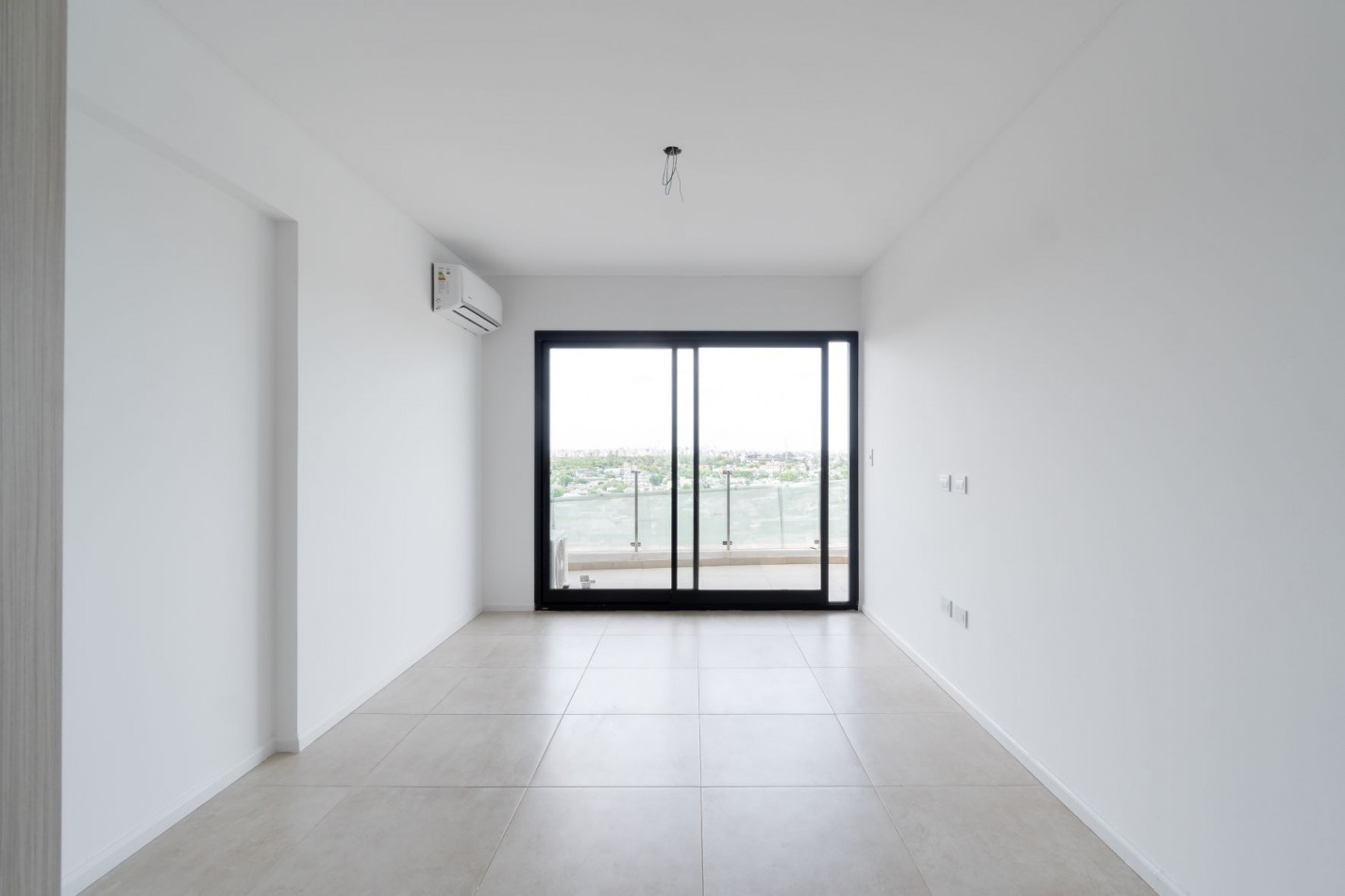 Hermoso departamento de 2 ambientes CON COCHERA