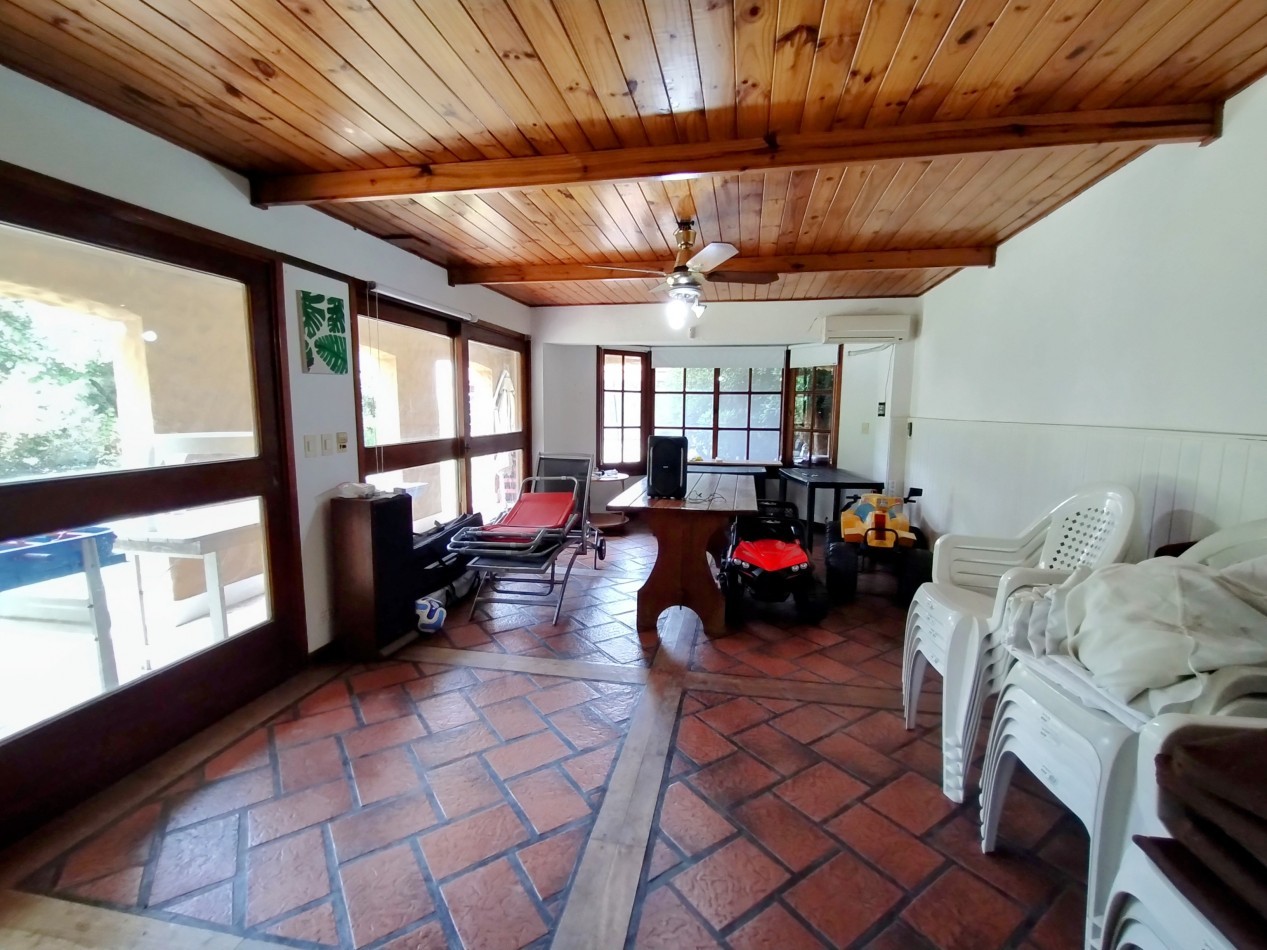 IMPERDIBLE CASA 4 AMBIENTES APTA CREDITO