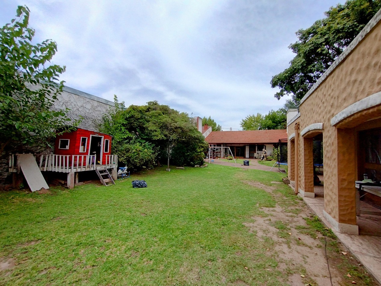IMPERDIBLE CASA 4 AMBIENTES APTA CREDITO