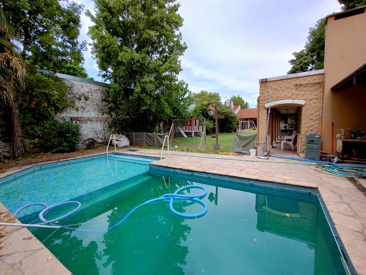 IMPERDIBLE CASA 4 AMBIENTES APTA CREDITO