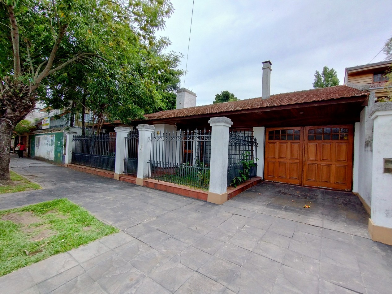 IMPERDIBLE CASA 4 AMBIENTES APTA CREDITO