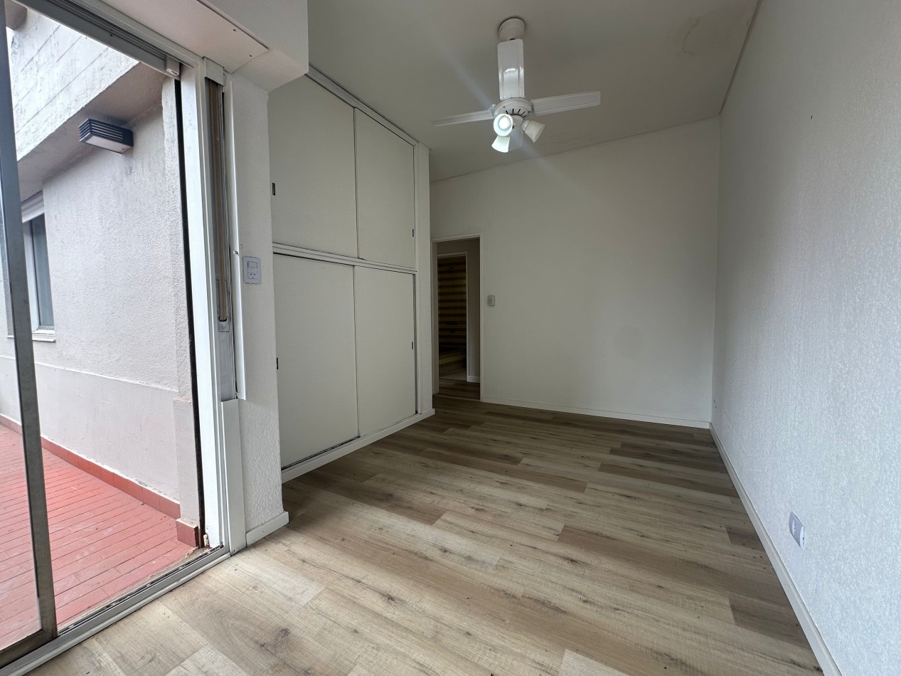 Casa tipo PH en venta - Esquina Manuel Castro y Pereyra Lucena, Lomas de Zamora